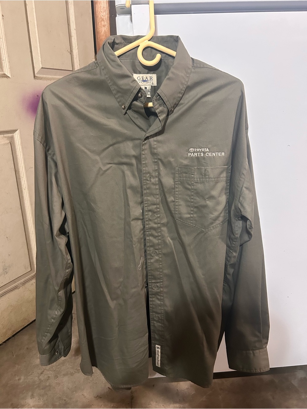 Gear For Sports Men's Olive Green Button-Down Work Shirt